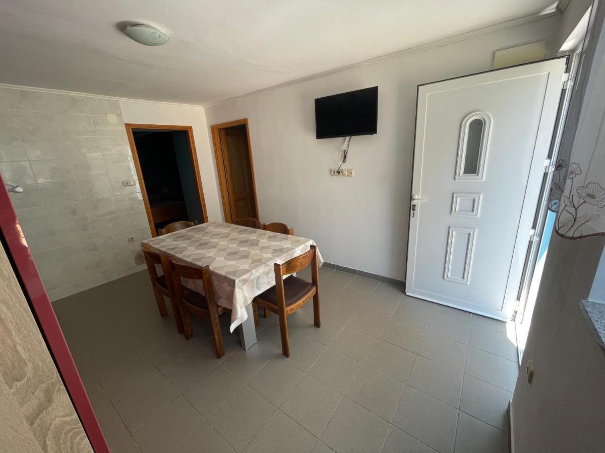 Appartamento Apartman Ljubica Bibinje Esterno foto